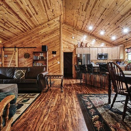 Moonlight Woods Cabin. Beautiful & Relaxing. Sevierville Exterior foto