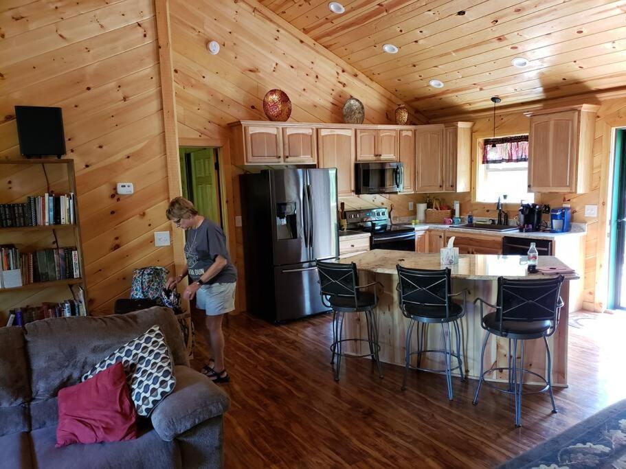 Moonlight Woods Cabin. Beautiful & Relaxing. Sevierville Exterior foto