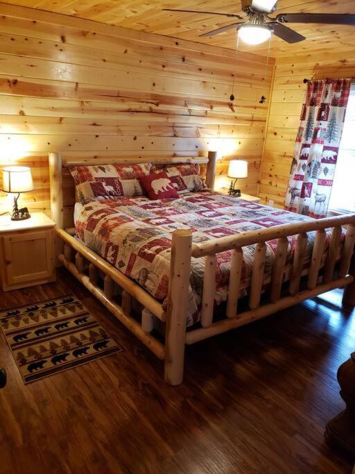 Moonlight Woods Cabin. Beautiful & Relaxing. Sevierville Exterior foto