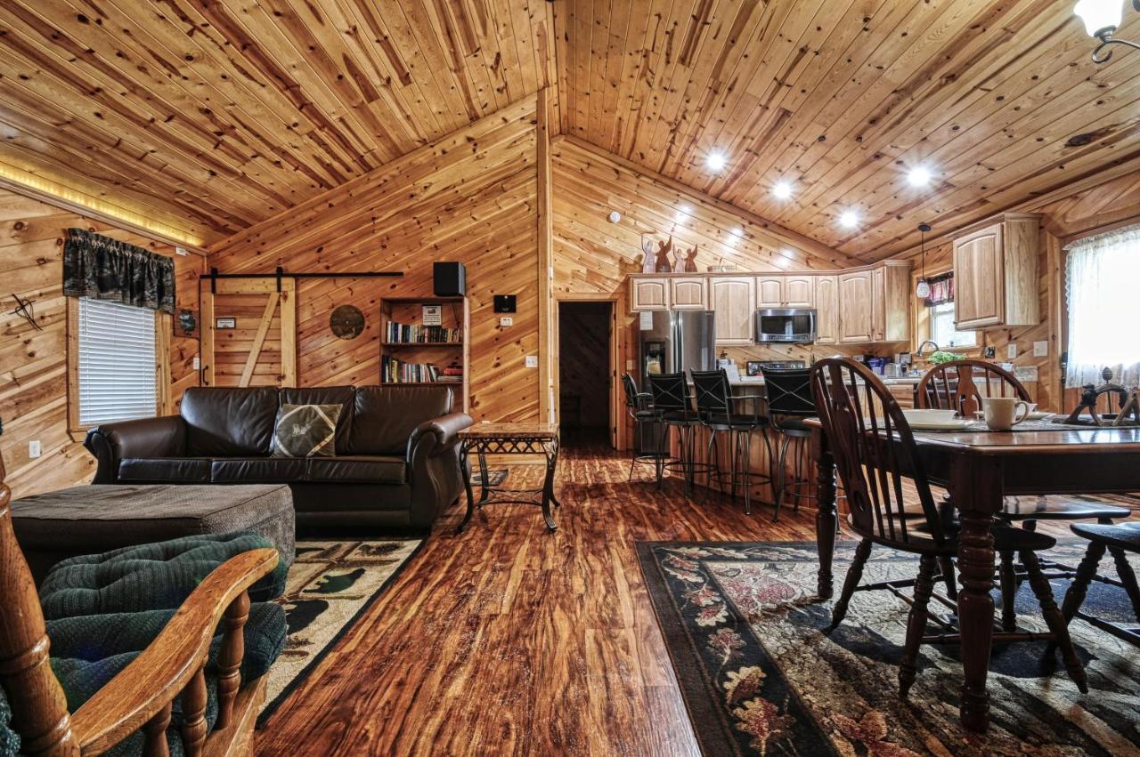 Moonlight Woods Cabin. Beautiful & Relaxing. Sevierville Exterior foto