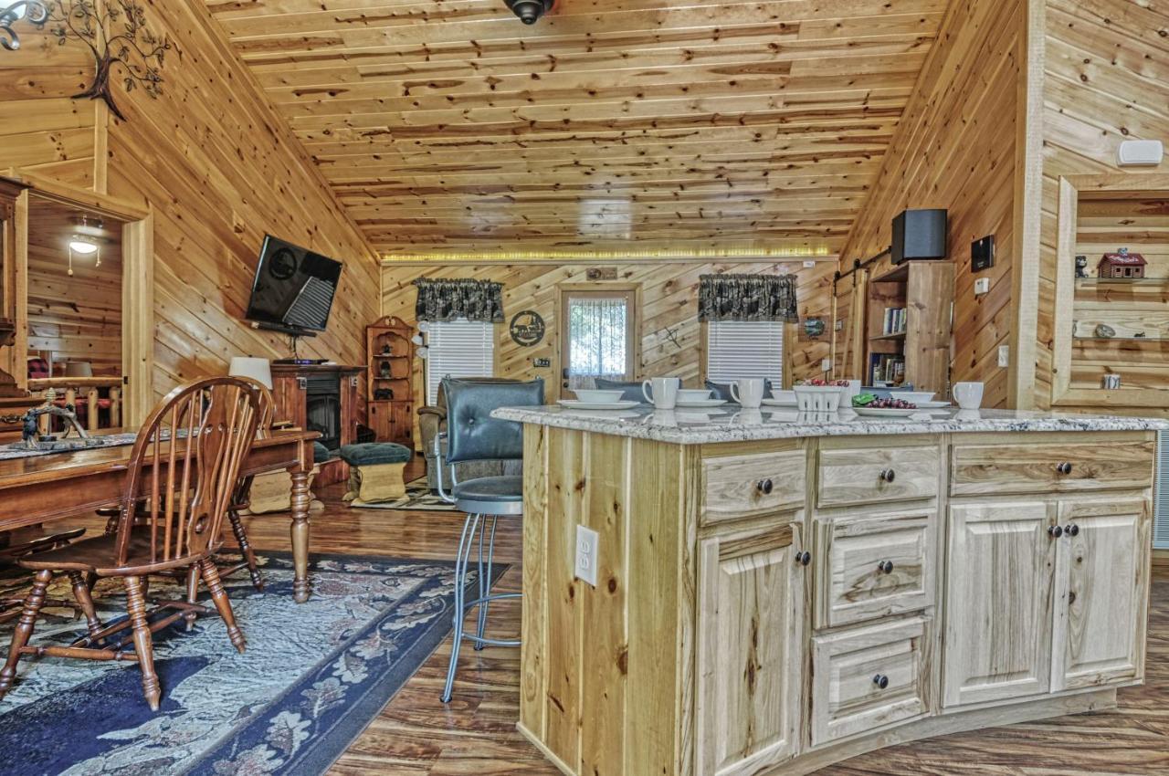 Moonlight Woods Cabin. Beautiful & Relaxing. Sevierville Exterior foto