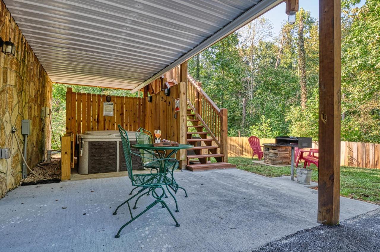 Moonlight Woods Cabin. Beautiful & Relaxing. Sevierville Exterior foto