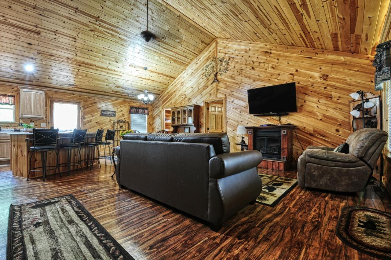 Moonlight Woods Cabin. Beautiful & Relaxing. Sevierville Exterior foto