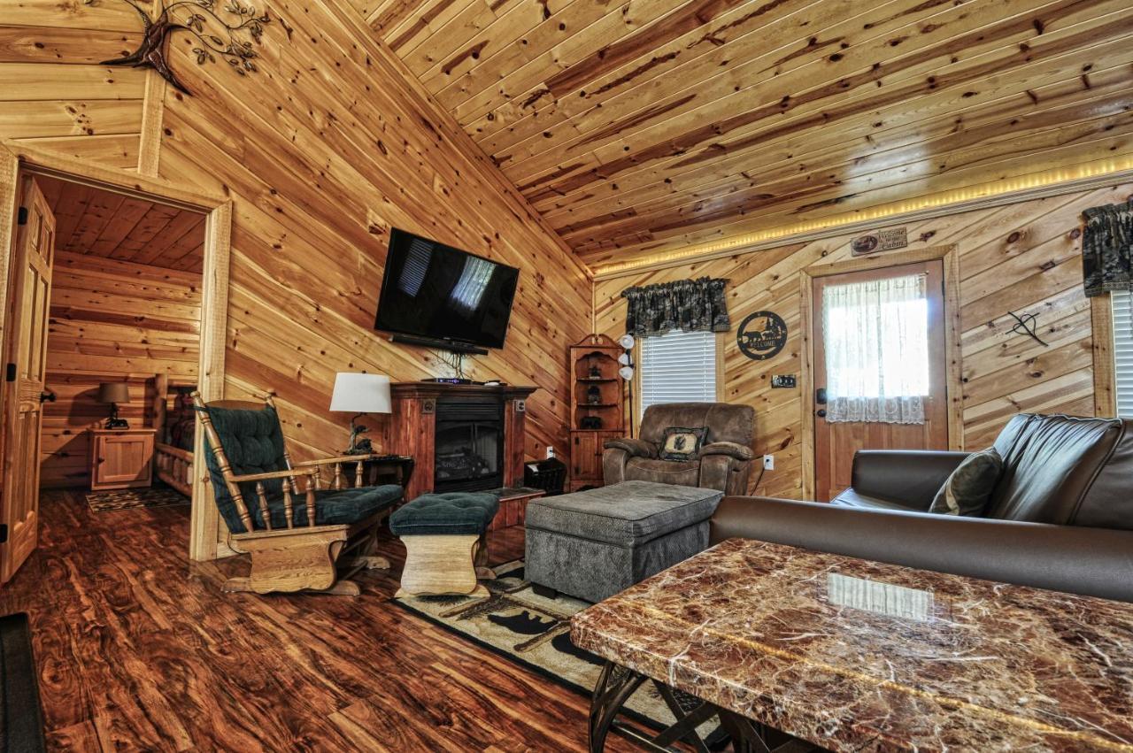 Moonlight Woods Cabin. Beautiful & Relaxing. Sevierville Exterior foto