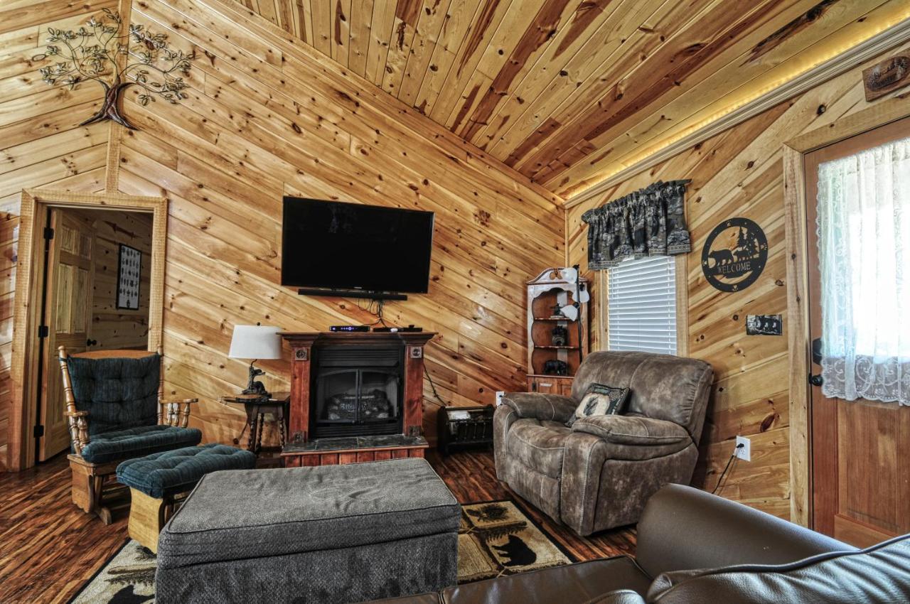 Moonlight Woods Cabin. Beautiful & Relaxing. Sevierville Exterior foto