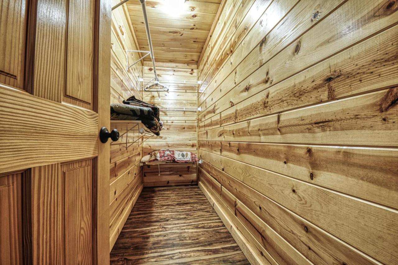 Moonlight Woods Cabin. Beautiful & Relaxing. Sevierville Exterior foto